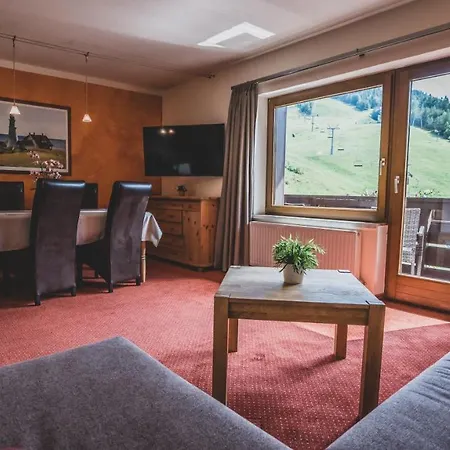 Appartementhaus Am Gschwandtkopf Daire Seefeld in Tirol